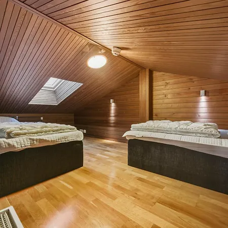 빌라 Solarsuite Incl Wifi, Jacuzzi For Extra Fee